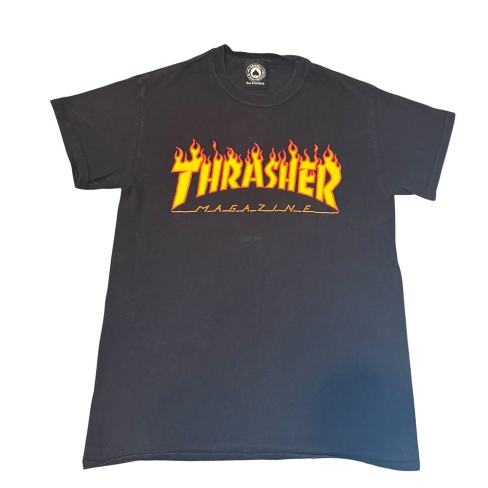 Thrasher Small Flame Logo Graphic T Shirt Black Streetwear Graphic Skate